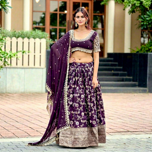 Conjunto Lehenga Choli de Jacquard Reversible Bordado en Morado de NiMa Creations, de Secado Rápido, con Dupatta Floral, Ropa India para Mujer - Product Image 1