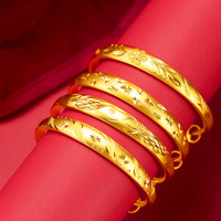 PFT Bracelet jonc ouvert pour femme en nickel plaqué or sablé avec perle fleur de prunier, cadeau pour aînés, vente en gros en direct, électroplaqué