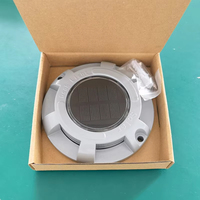 Reflector de Aluminio IP68 Impermeable con LED Solar de Alta Intensidad, Prismático, Intermitente, para Carreteras y Patios, Tipo de Contenido: Advertencia