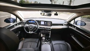 K5 Berline 2020 d'occasion, moteur 1.5t, conduite à gauche, sièges en cuir, intérieur foncé, pneus R18, transmission automatique, K5 2020 - Product Image 2