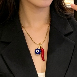 Collana con ciondolo a forma di occhio di Allah placcato oro, amuleto di protezione e <span class=keywords><strong>preghiera</strong></span> <span class=keywords><strong>per</strong></span> uomo e donna, collana con ciondolo a forma di peperoncino rosso - Product Image 4