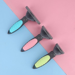 Oferta Especial Peine Grande para Mascotas del Fabricante ODM, Peine <span class=keywords><strong>de</strong></span> Plástico Especial para Gatos y Perros para Desenredar, Quitar Nudos y Eliminar <span class=keywords><strong>Pelo</strong></span> - Product Image 1