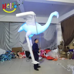 Gran oferta, disfraz de animales voladores inflables Led gigantes, disfraz de grúa inflable