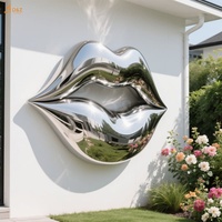 Décoration murale manoir moderne d'extérieur Design créatif Polissage miroir Métal Art abstrait Lèvres géantes en acier inoxydable Sculpture murale