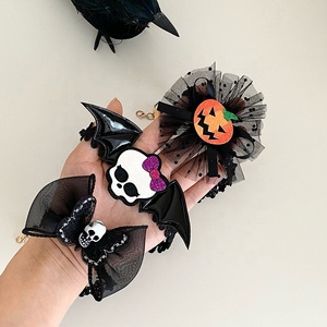 Femmes 2025 Offre Spéciale Halloween Party Pumpkin Human Skeleton Fashion Elegant Beauty Customized Clavicule Necklace for Female - Product Image 2