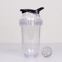 Bouteille shaker de sport portable en plastique écologique de 500 ml avec mesure et agitateur pour protéines et eau