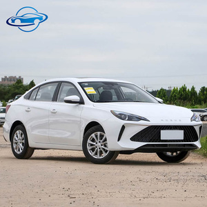 SAIC Roewe I5 Nuova Berlina Compatta a Benzina con Trasmissione Manuale, Turbo Euro VI 1.5L - Product Image 3