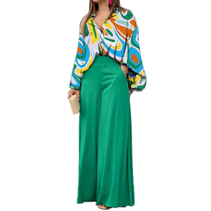 Completo Due Pezzi Stampato da Donna, Abbigliamento Resort, Camicia a Maniche Lunghe e Pantaloni a Gamba Larga, Outfit per Vacanze Estive, Vendita all'Ingrosso - Product Image 4