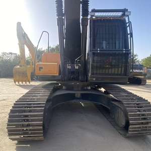 Excavadora Hidráulica de Orugas Hyundai HX220HD Usada Original de Corea, 22 Toneladas, Motor Cummins, 90% Nueva, Buen Precio - Product Image 3