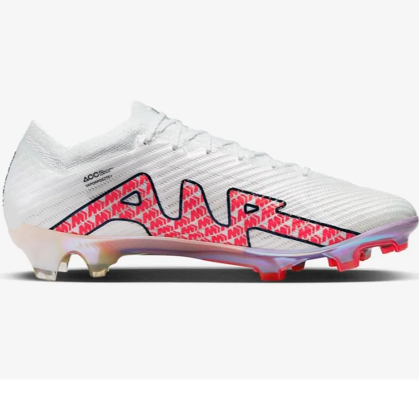 High Quality Dropshipping Football Boots Fly Knitting White Black Soccer Shoes Men's Soccer Cleats