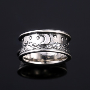 Anello Vintage con Cielo Stellato e Montagna, Design Paesaggistico Creativo, Regolabile, Unisex - Product Image 3