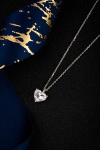 จี้เพชรทรงหัวใจ 0.92 กะรัต เพชรเลี้ยงในห้องปฏิบัติการ ทองคำขาวแท้ 14K คลาสสิก พร้อมสร้อยคอ |   เพชรทรงหัวใจที่สร้างขึ้นในห้องปฏิบัติการแบบเม็ดเดี่ยว - Product Image 3