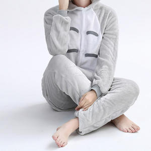 Pijamas de una pieza de terciopelo Coral de alta calidad comodidad en el hogar cálido nuevo estilo dulce al por mayor con cierre de cremallera pijamas de dibujos animados - Product Image 5