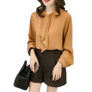 2022 도매 여성 여자 긴 퍼프 슬리브 셔츠 금속 반지 스탠드 칼라 넥타이 단색 쉬폰 한국 상의 캐주얼 셔츠 - Product Image 1
