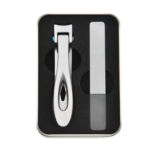 Ensemble de manucure professionnelle en acier inoxydable 18 en 1 Kit de toilettage manucure pédicure - Product Image 1