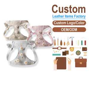 Nuevo Conjunto de Arnés y Correa para Mascotas con Diseño de Margaritas Primaverales, 100% Algodón Puro, Transpirable, para Pasear Perros - Product Image 1