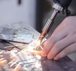 1000w 2000w 3000w 4 In 1 <strong>Laser</strong> <strong>Welding</strong> <strong>Machine</strong> Intelligent Pendulum Head <strong>Welding</strong> Head For <strong>Laser</strong> <strong>Welding</strong> <strong>Machine</strong> - Product Image 6