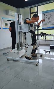 Intelligenter Gangtrainingsroboter für die <span class=keywords><strong>Rehabilitation</strong></span> der unteren Extremitäten, Bein-Exoskelett-Roboter, Gehhilfe, Stehtrainer - Product Image 4