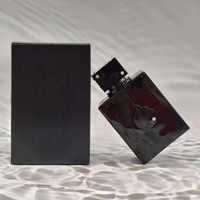 Parfum en spray carré rouge irisé OEM avec bouchon doré, pendentif, écologique, longue durée, senteur fruitée florale boisée, parfum unisexe