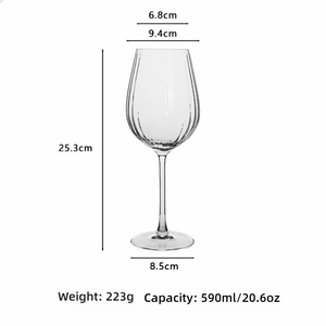 Verres à vin et flûtes à champagne en cristal transparent à nervures, design moderne à tige fine, parfaits pour les tables élégantes - Product Image 6