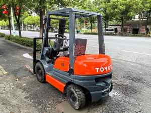 โตโยต้ารถยกขนาดเล็กสูง3เมตรสมรรถนะ4ล้อ1000กก. 1.5ตัน1ton งาน2.5ตันสภาพเครื่องยนต์หลักมือสอง - Product Image 4