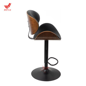 Tabouret de bar pivotant moderne et réglable avec structure en bois courbé, chaise de comptoir en cuir PU de qualité supérieure pour cuisine, hôtel, salon de beauté pour animaux - Product Image 2