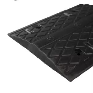 रबर औद्योगिक गति टक्कर से सड़क सुरक्षा के लिए रबर औद्योगिक गति टक्कर से पीली और काले आउटडोर वाटरप्रूफ उच्च गुणवत्ता - Product Image 4