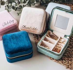 Portable Round Square Velvet Jewelry Box Organizer with Mirror Wholesale <b>Storage</b> Case for Necklaces <b>Rings</b> Packaging - Product Image 6
