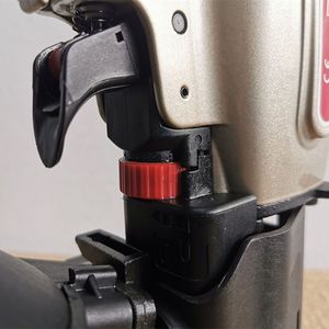 Clavadora Neumática CN70 <span class=keywords><strong>para</strong></span> Fabricación <span class=keywords><strong>de</strong></span> Palés <span class=keywords><strong>de</strong></span> Madera - Product Image 3