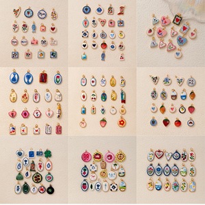 Nouvelle Série de Fruits Européens et Américains Transfrontaliers : Pendentif Goutte d'Huile Peint Homard Cerise, Accessoires DIY, Couleur Plaqué Or - Product Image 1