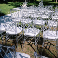 Chaise empilable moderne en plastique transparent pour mariages, banquets, fêtes, salons, appartements, villas, hôtels et lieux événementiels