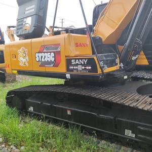 Excavatrice sur chenilles Sany SY235C d'occasion, excavatrice de taille moyenne de 23 tonnes, moteur Isuzu, système hydraulique d'origine, à vendre. Sany d'occasion - Product Image 1