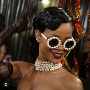 Wholesale 2020 New Fashion Luxury Vintage Small <b>Frame</b> Women <b>Sunglasses</b> Pearl <b>Round</b> <b>Sunglasses</b> - Product Image 3