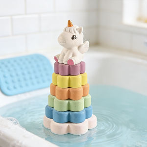 Dinosaure <span class=keywords><strong>licorne</strong></span> prune en PVC émettant <span class=keywords><strong>de</strong></span> la lumière à prix compétitif cercle d'empilage bébé été jouet eau flottant unisexe - Product Image 4