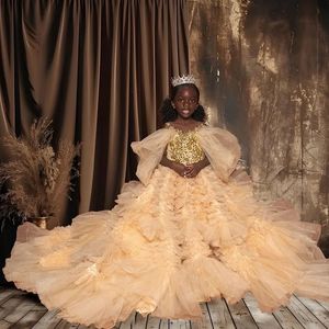 Abiti da festa per bambine con volant color champagne, applicazioni e perline, per damigelle d'onore, matrimoni, balli di fine anno e servizi fotografici. - Product Image 6