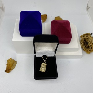 Caja de Joyería Minimalista de Alta Gama en Color Sólido, Estilo Cuadrado con Esquinas Redondeadas, Venta al por Mayor de Cajas de Joyería de Alta Calidad - Product Image 4