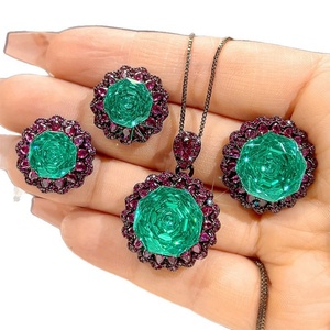 Parures de bijoux de créateur haut de gamme, écologiques, plaquées or cuivre, certifiées, avec zircone cubique verte Paraiba 14-10mm, style vintage pour mariage - Product Image 2
