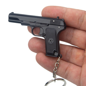 พวงกุญแจโลหะผสมสังกะสีรุ่นปืน TT33 <span class=keywords><strong>Tokarev</strong></span> ขนาด 7.0 ซม. ของสะสม ของขวัญ - Product Image 3