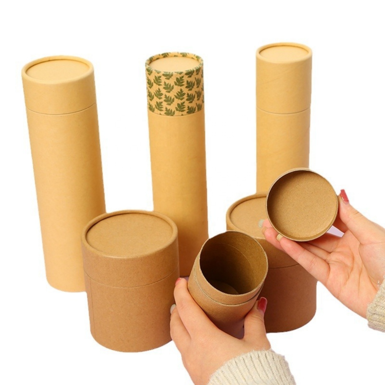 Gift Paper Tube Kraft Paper Cylinder Packaging Paper Can Hot Stamping Printing Candy Tea Cylinder Packaging