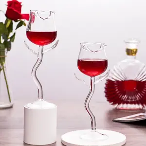 Copa de vino hecha a mano de lujo ligera moderna colorida al por mayor conjunto de copa de vino y Copa de champán