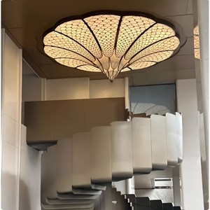 Modern Petal Shape Chandelier For Hotel Lobby Six Head <b>Ceiling</b> <b>Light</b> Energy Saving Lamp Round Design 5-10 Sqm Coverage - Product Image 3