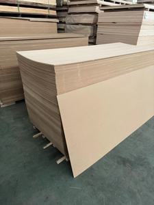 Tablero <span class=keywords><strong>MDF</strong></span> 3mm <span class=keywords><strong>Madera</strong></span> <span class=keywords><strong>de</strong></span> pino Chapa natural Diseño moderno E0 Formaldehído <span class=keywords><strong>Precio</strong></span> barato Hoja <span class=keywords><strong>de</strong></span> panel <span class=keywords><strong>de</strong></span> <span class=keywords><strong>madera</strong></span> <span class=keywords><strong>MDF</strong></span> en bruto para uso en interiores - Product Image 4