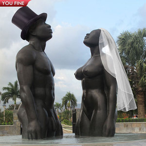 Statue de la Chanson de Rédemption, célèbre monument jamaïcain - Product Image 1