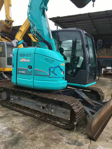 Mini-excavatrice sur chenilles Kobelco Sk75-8sr 7 tonnes d'occasion, faible nombre d'heures de fonctionnement, bon état, moteur principal, pompe hydraulique MOOG, distributeur Parker 1 - Product Image 2