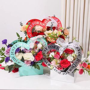 Caja de Flores Reciclable con Diseño de Corazón Encantador, Laminación Mate, Grabado en Relieve, Recubrimiento UV, Regalo Ideal para Citas Nocturnas, Pedidas de Mano y Eventos Especiales - Product Image 3