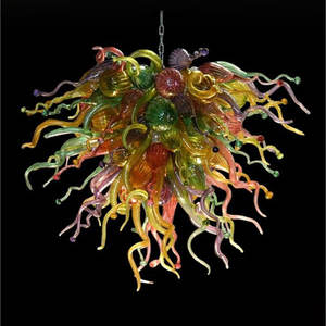 Luminaire suspendu personnalisé en verre soufflé hall d'hôtel villa décoration fête lustre de couleur à led - Product Image 5