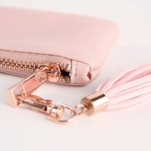 Útil estuche de maquillaje de cuero sintético masivo, bolsa organizadora de cosméticos honrada, estuches de almacenamiento de cosméticos maravillosos - Product Image 6