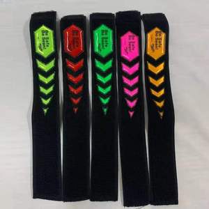 Bracelet réfléchissant élastique EN20471 promotionnel <span class=keywords><strong>brassard</strong></span> rétro réfléchissant à boucle à crochet flexible pour la course - Product Image 3