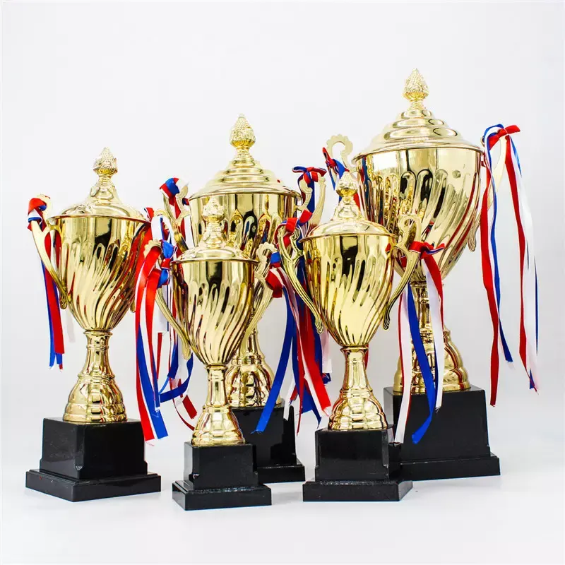 Manufacturer Professional Custom Fashion Metal Sports Trophy Figures Gold Award Cup