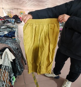 Pantaloni all'ingrosso da uomo, donna, unisex, casual, larghi, in <span class=keywords><strong>lino</strong></span>, per esterni, estivi, taglie miste, abbigliamento usato - Product Image 1